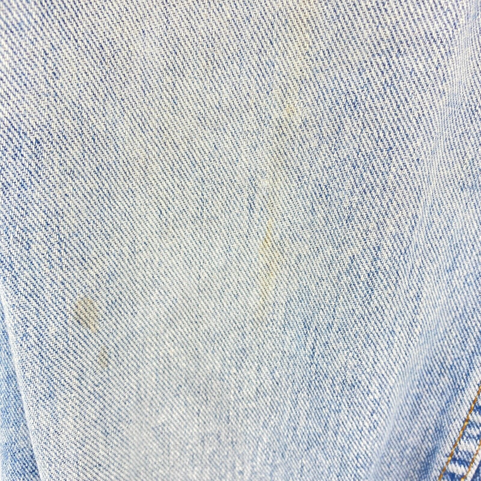 Levi's Light Wash Blue Vintage Jeans Size 32 Tapered Leg