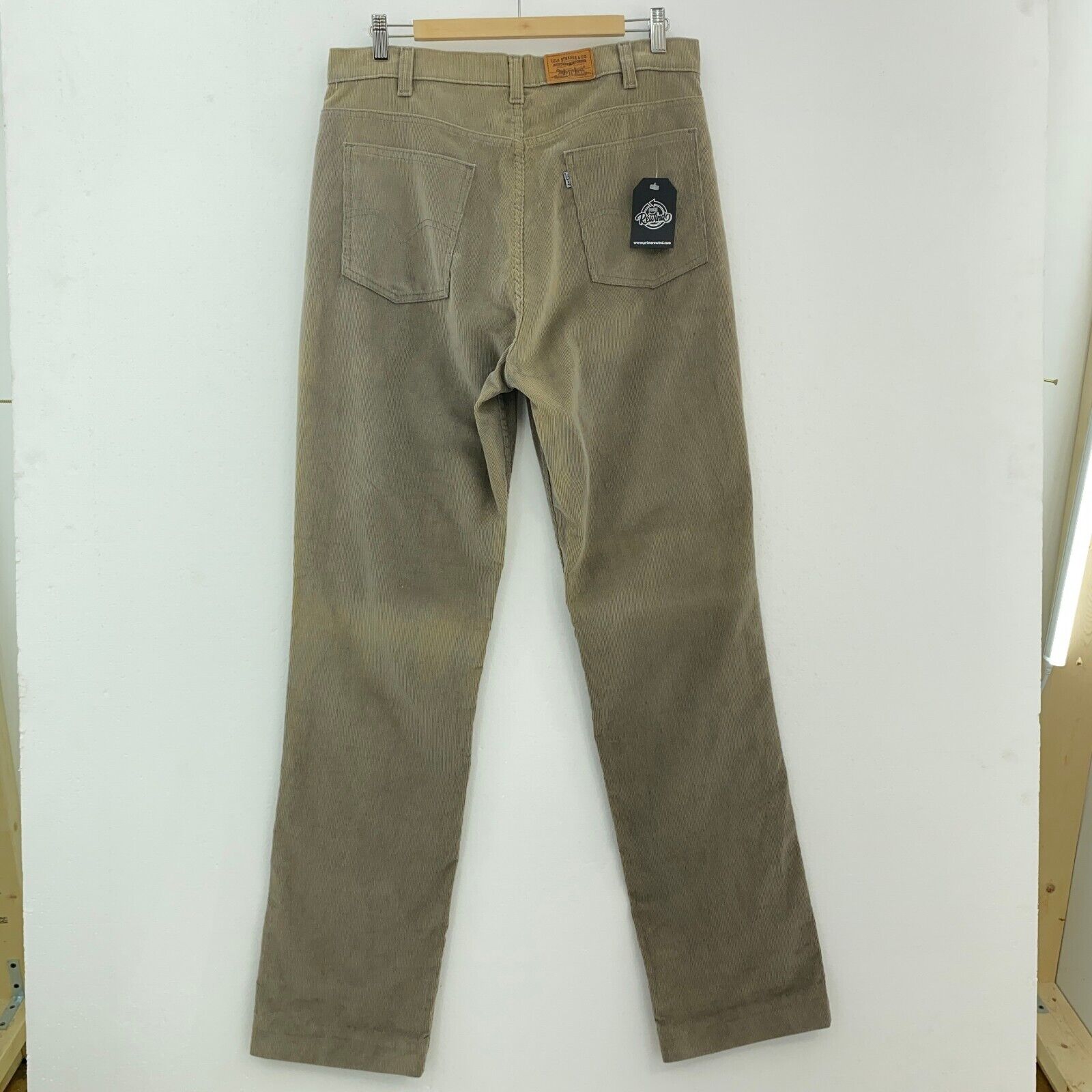 Levis Regular Fit Tapered Leg Tan Corduroy Pant Size 35 x 34 Silver Tab
