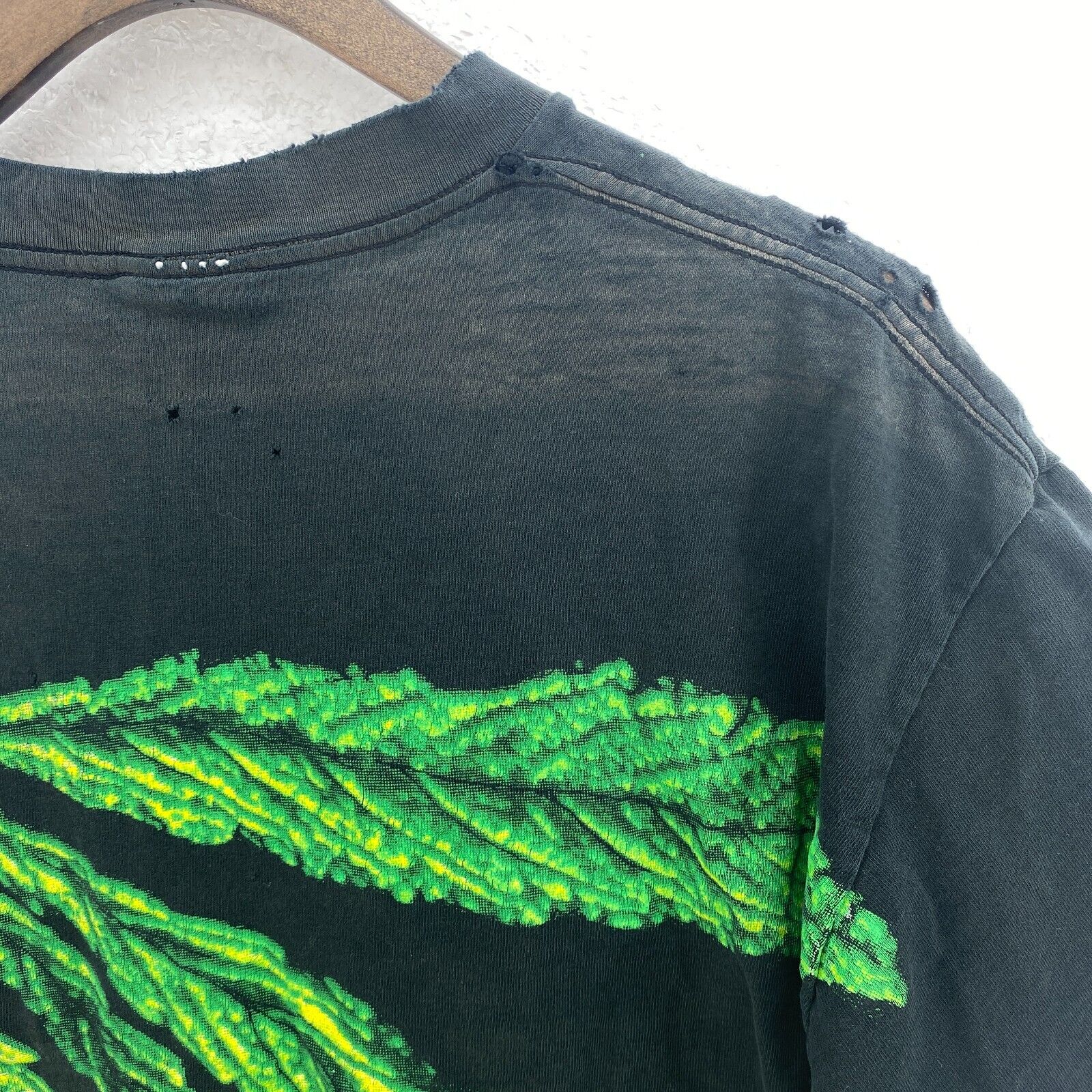 1993 Wild Oats Jamaican Herb Peace Black T-shirt Size L Single Stitch