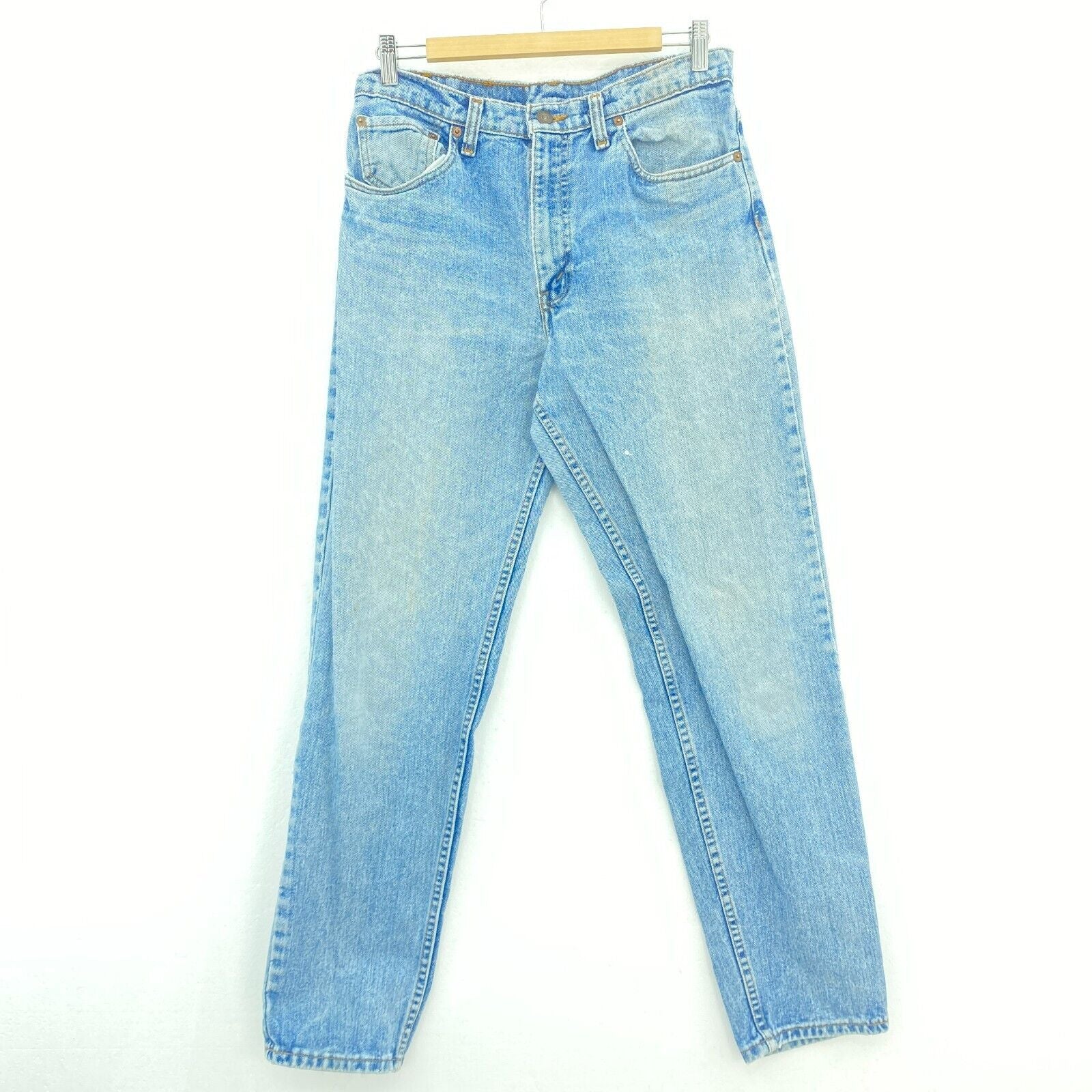 Levi's Light Wash Blue Vintage Jeans Size 32 Tapered Leg