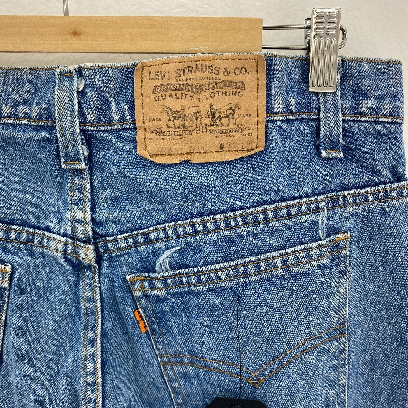 Levi's Orange Tab Medium Wash Blue Straight Jeans Size 32 x 31