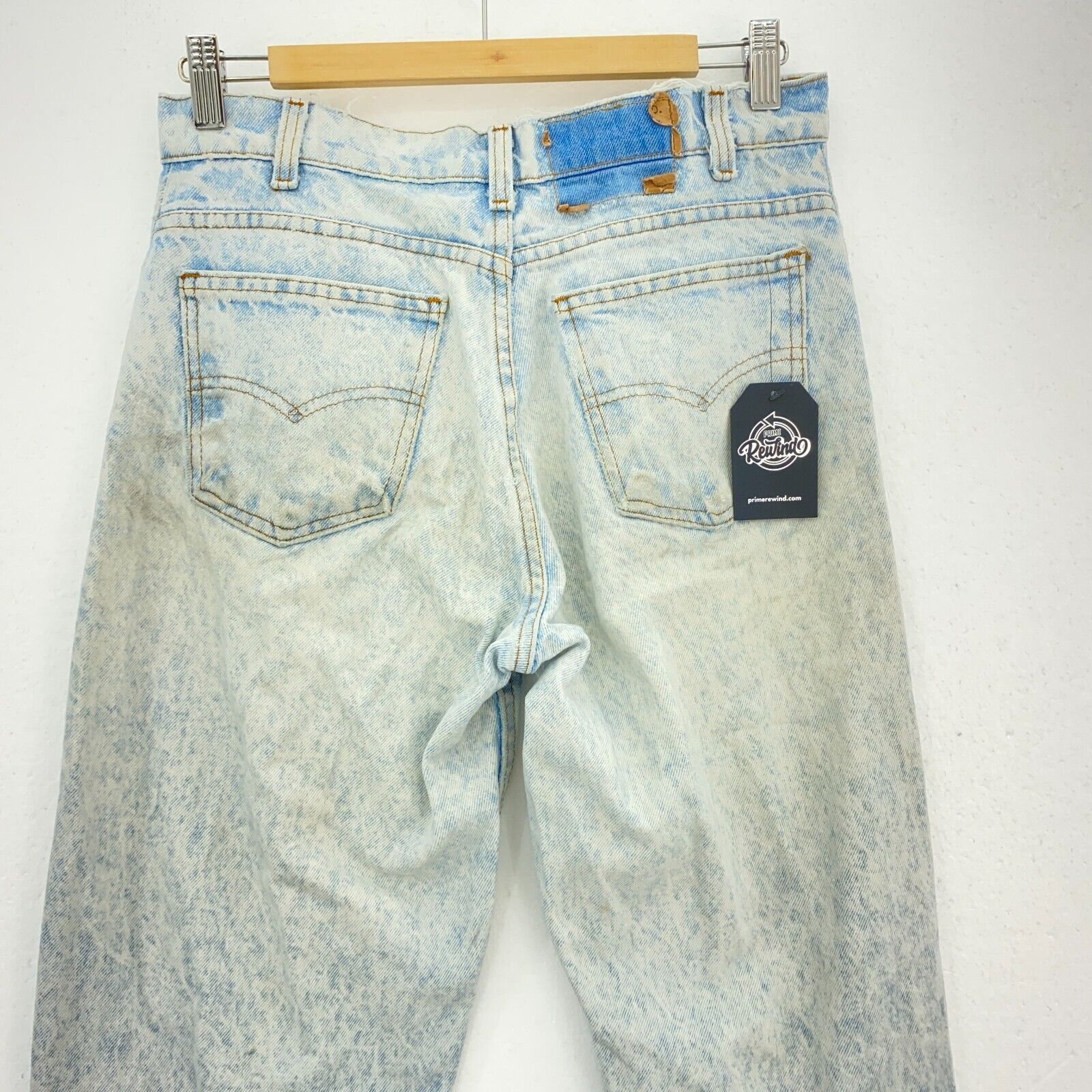 Levi's Vintage Acid Wash Light Blue Jeans Size 30 Tapered Leg