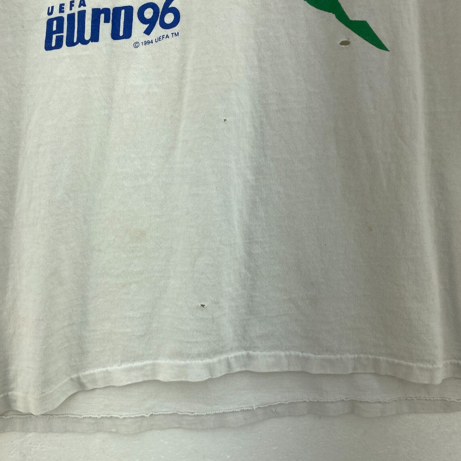 The 1996 European Football Champions Uefa Vintage White T-shirt Size XL