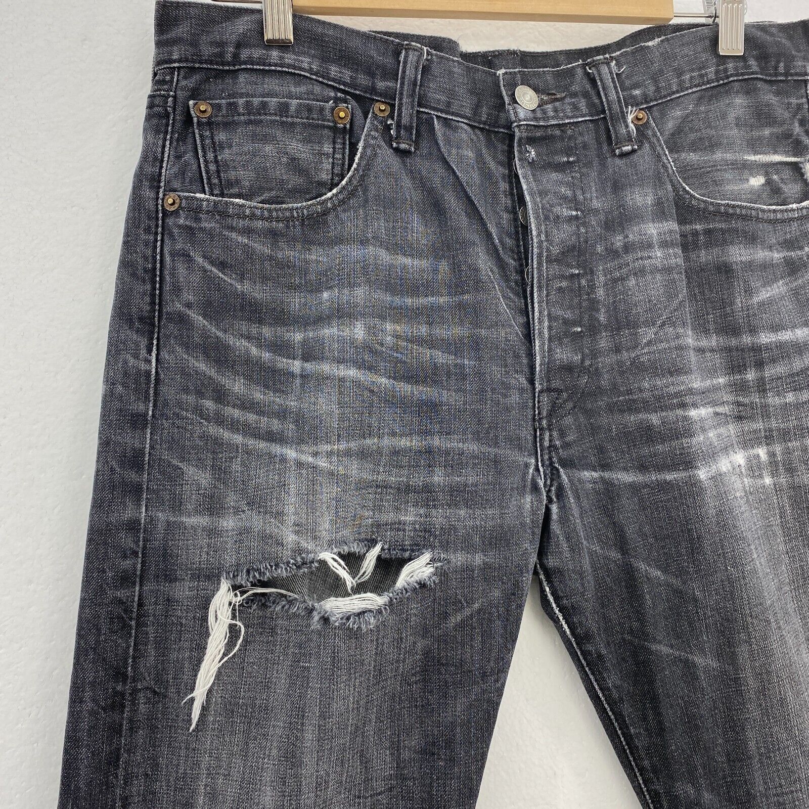Levi Strauss 501 Black Straight Ripped Jeans Size 32 x 30
