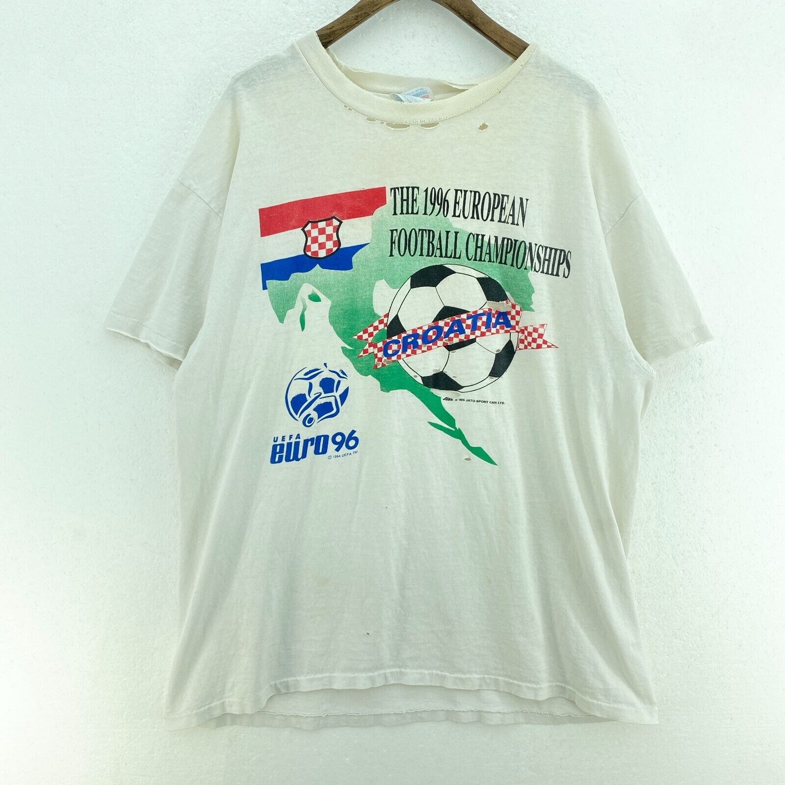 The 1996 European Football Champions Uefa Vintage White T-shirt Size XL