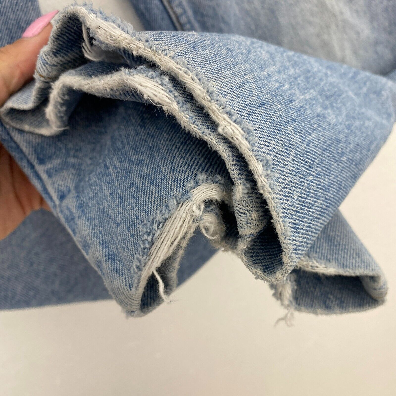 Levi's 609 Women's Vintage Medium Wash Blue Jeans Size 26 x 27 Straight