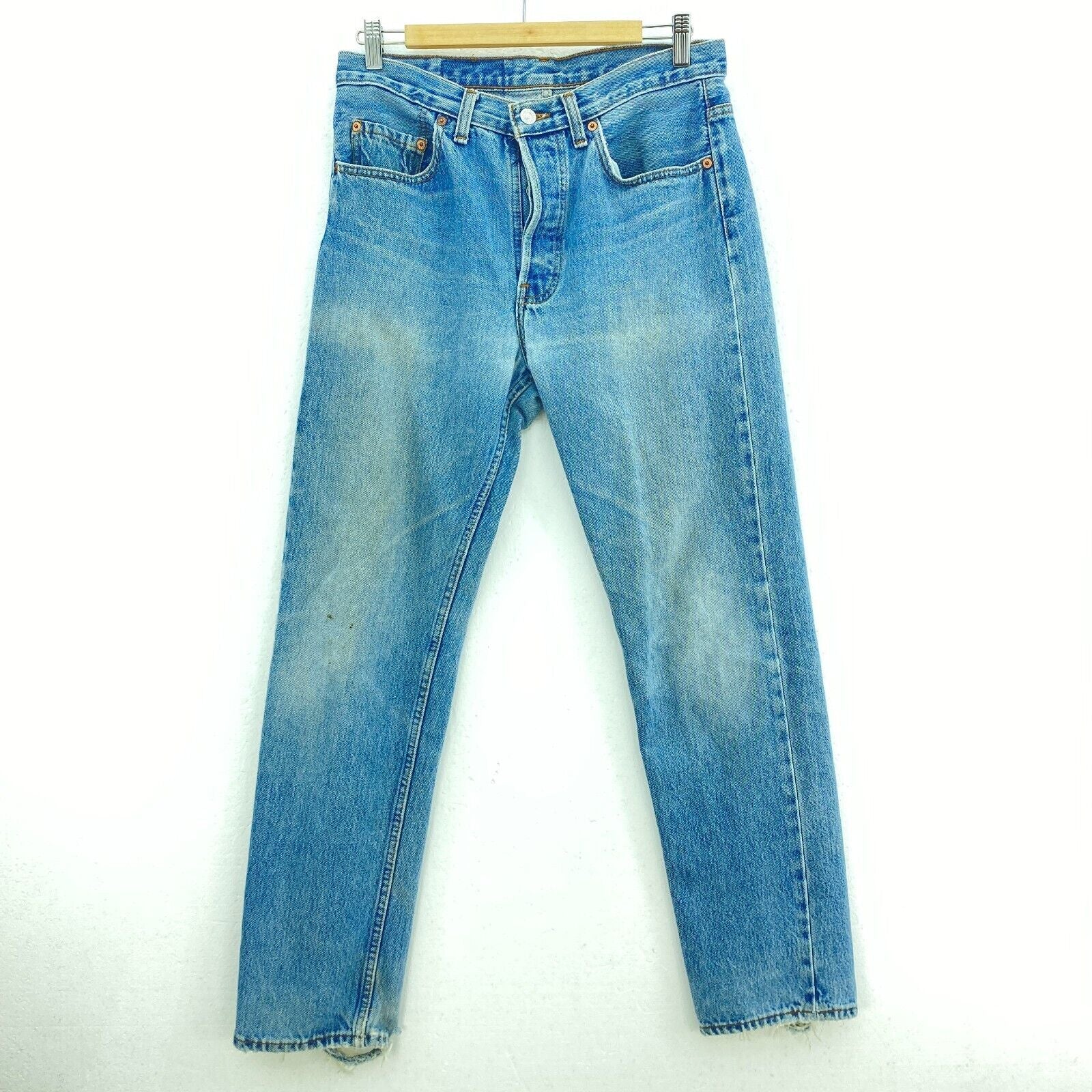 Levi's 501 Blue Light Wash Vintage Denim Tapered Jeans Size 33