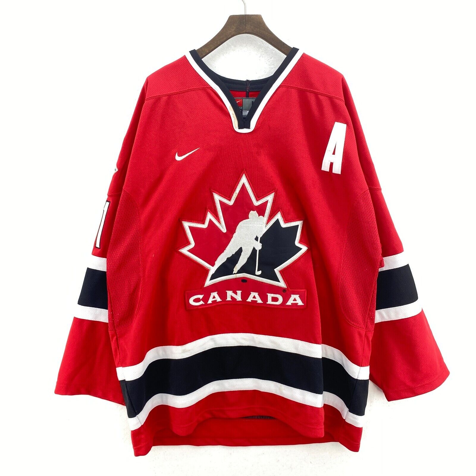 Joe Sakic #91 Team Canada Nike Vintage Olympics Hockey Jersey Red Jersey Size L