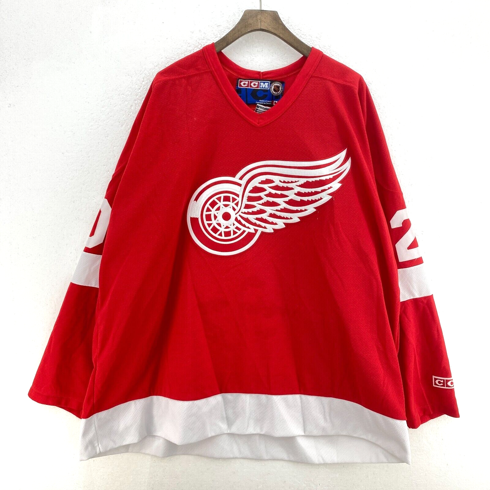 CCM Vintage Detroit Red Wings NHL Red Jersey Size 2XL