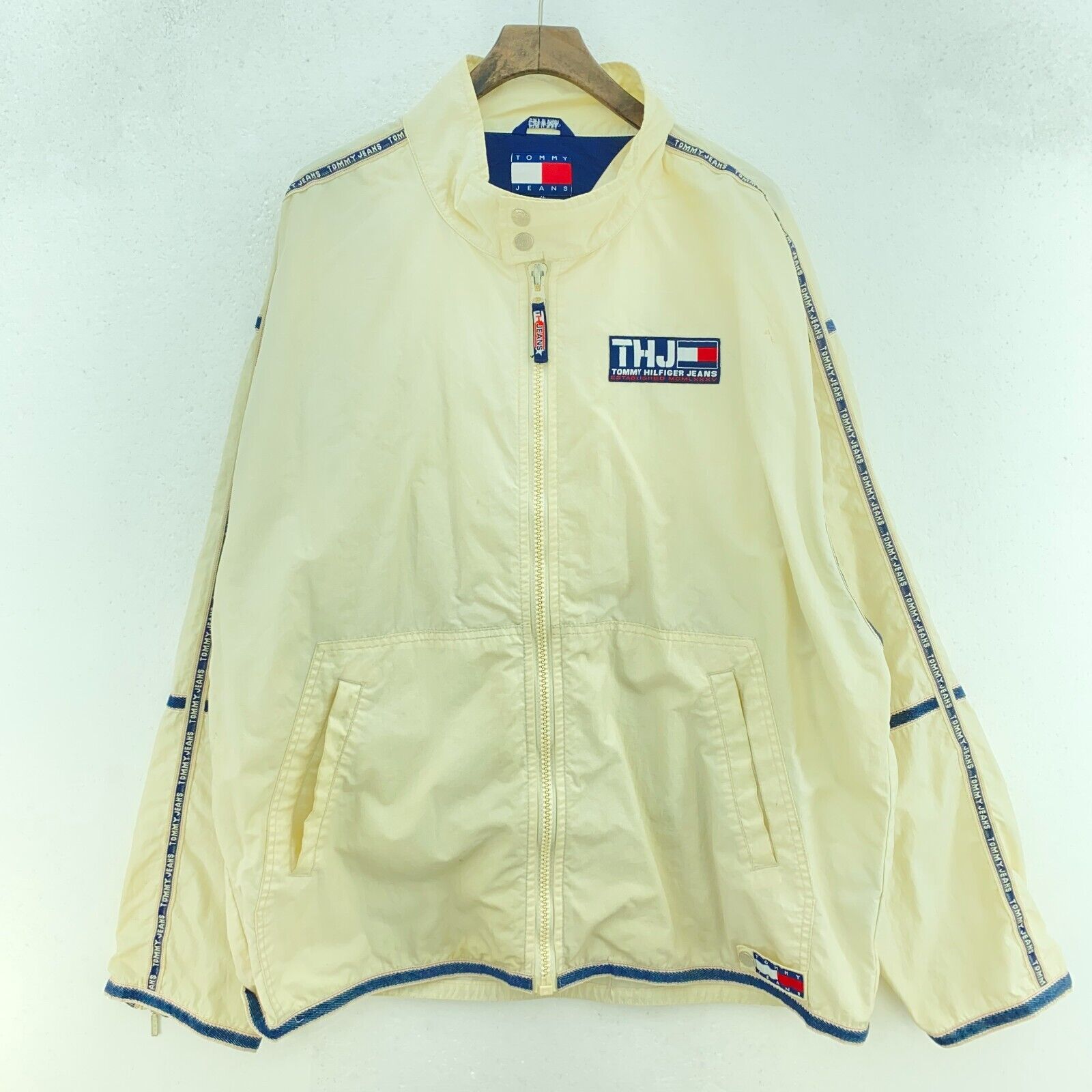 Tommy Hilfiger Full Zip Logo Ivory Light Jacket Size XL Windbreaker