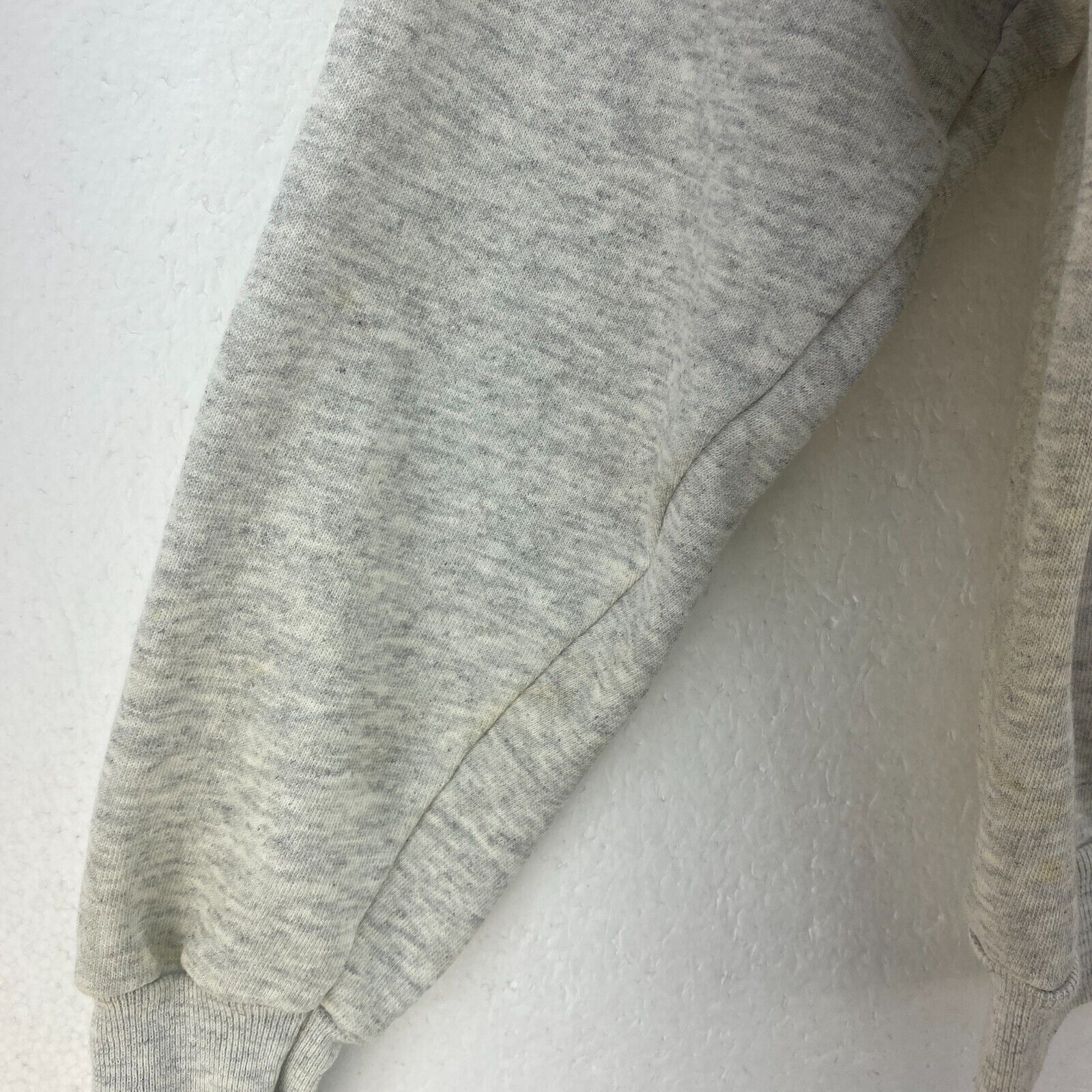 Warner Bros Happy Holidays Tweety Bugs Bunny 1994 Gray Sweatshirt Size L