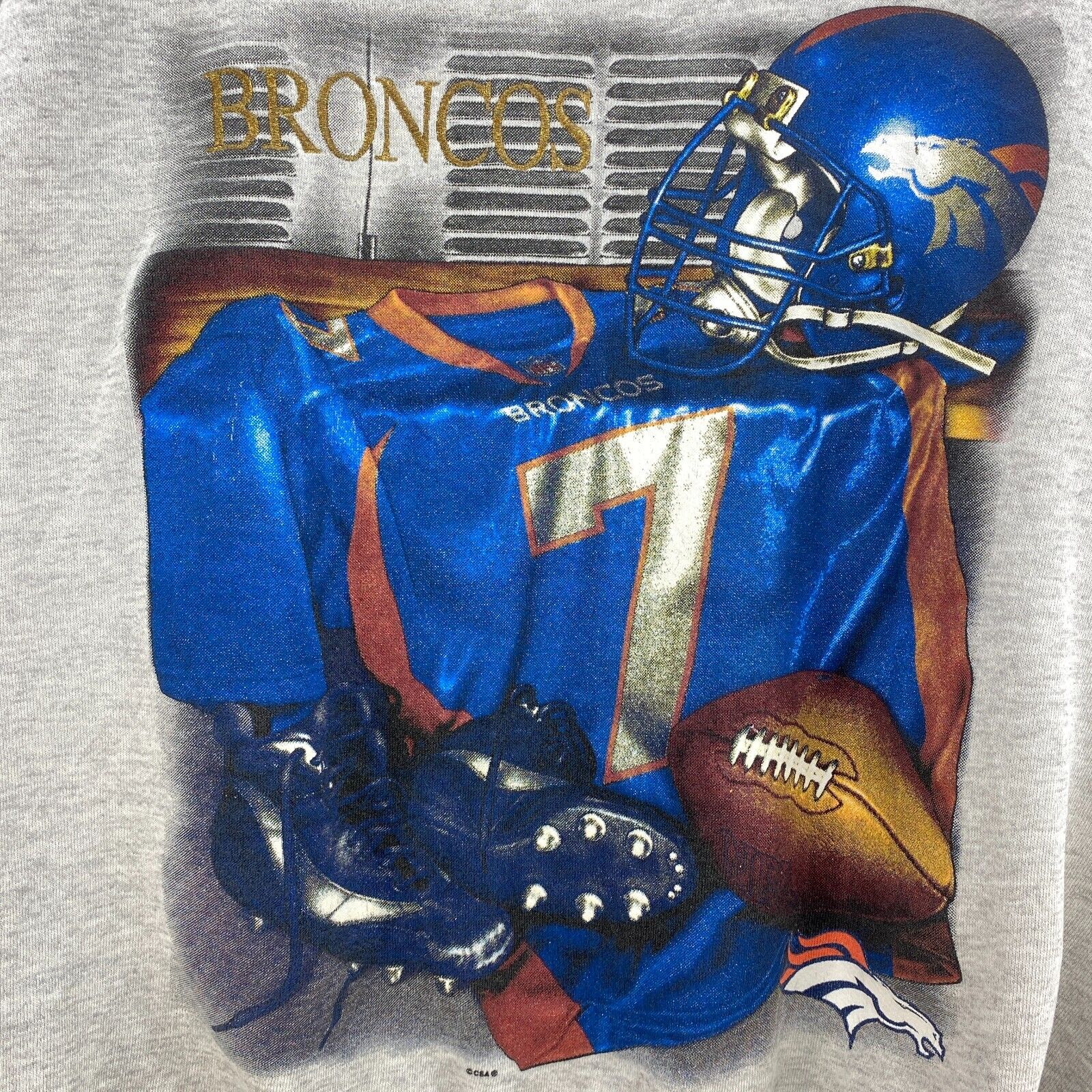 Denver Broncos Football NFL Gray Sweatshirt Size XL Crewneck