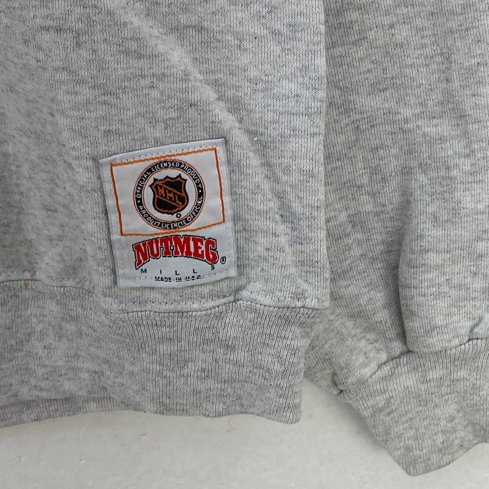 Vintage Nutmeg Mighty Ducks NHL Gray Sweatshirt Size XL