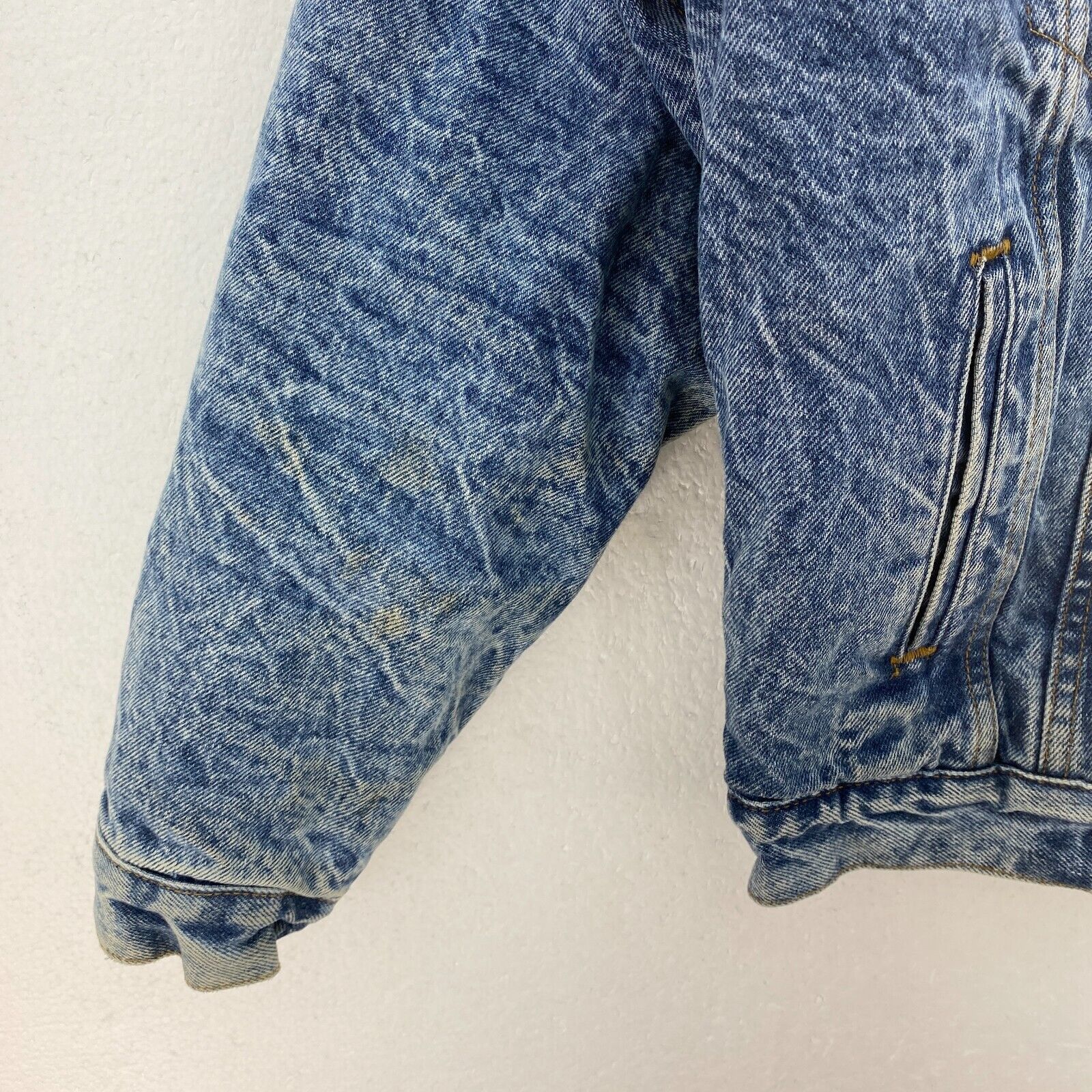 Vintage Levi Strauss Sherpa Acid Wash Trucker Denim Jacket Size S