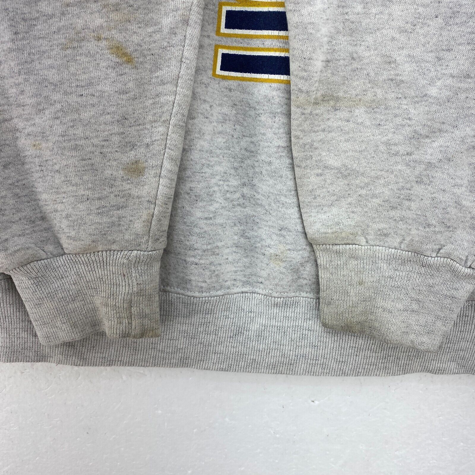 Vintage Nutmeg Notre Dame Fighting Irish NCAA Gray Sweatshirt Size L