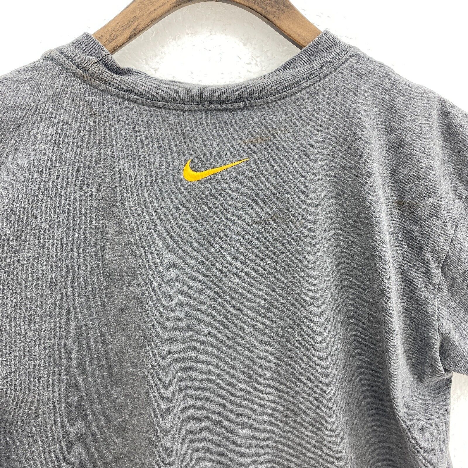 Nike Logo Air Max Embroidered Gray T-shirt Size M Women's
