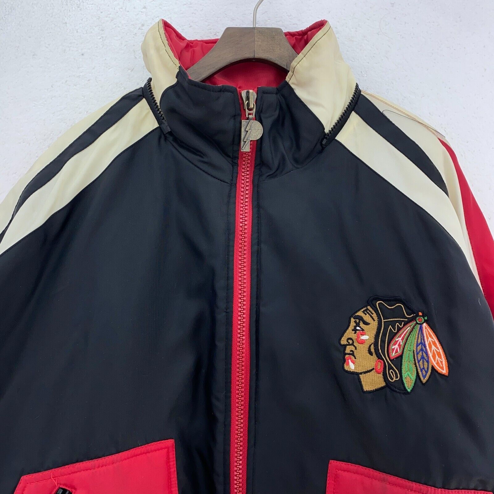 Pro Player Chicago Blackhawks NHL Black Full Zip Insulated Jacket Size XL