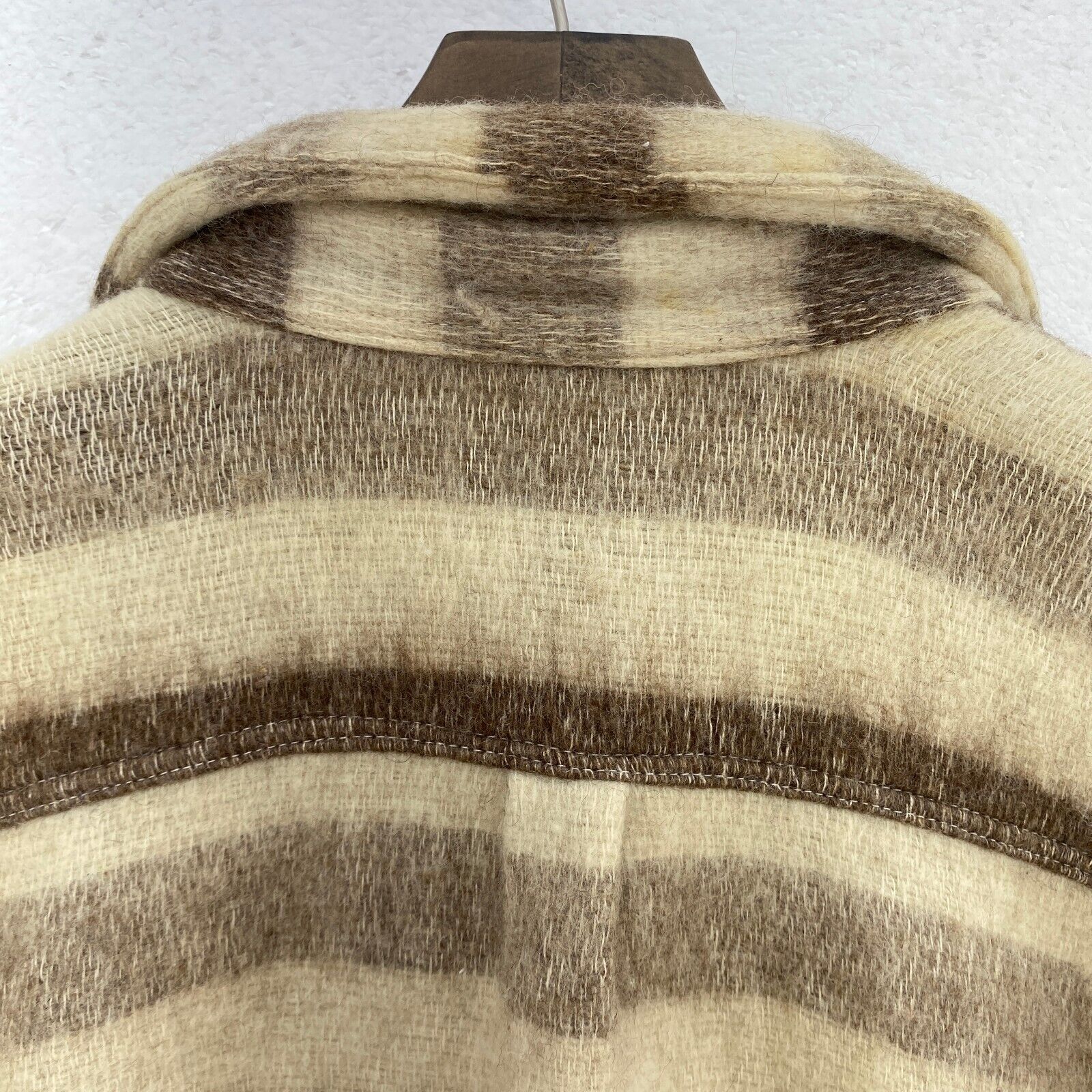 Vintage Beige Striped Double Pocket Flannel Button Up Shirt Size M