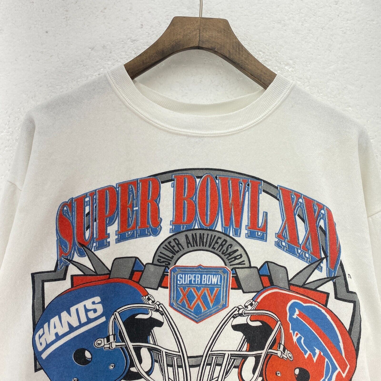 1990 NFL Super Bowl XXV New York Giants Buffalo Bills White Sweatshirt Size L