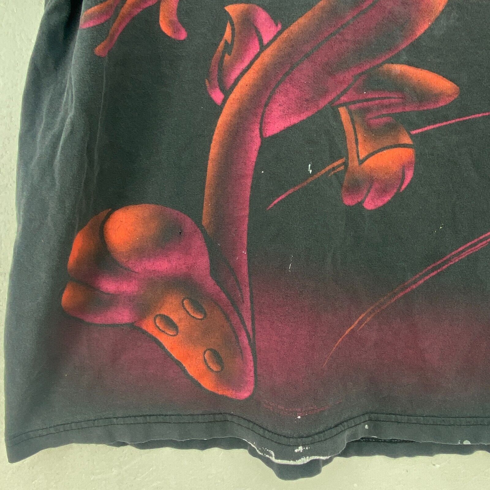 1996 Warner Bros Novel Teez Bugs Bunny Gray T-shirt Size XL All Over Print