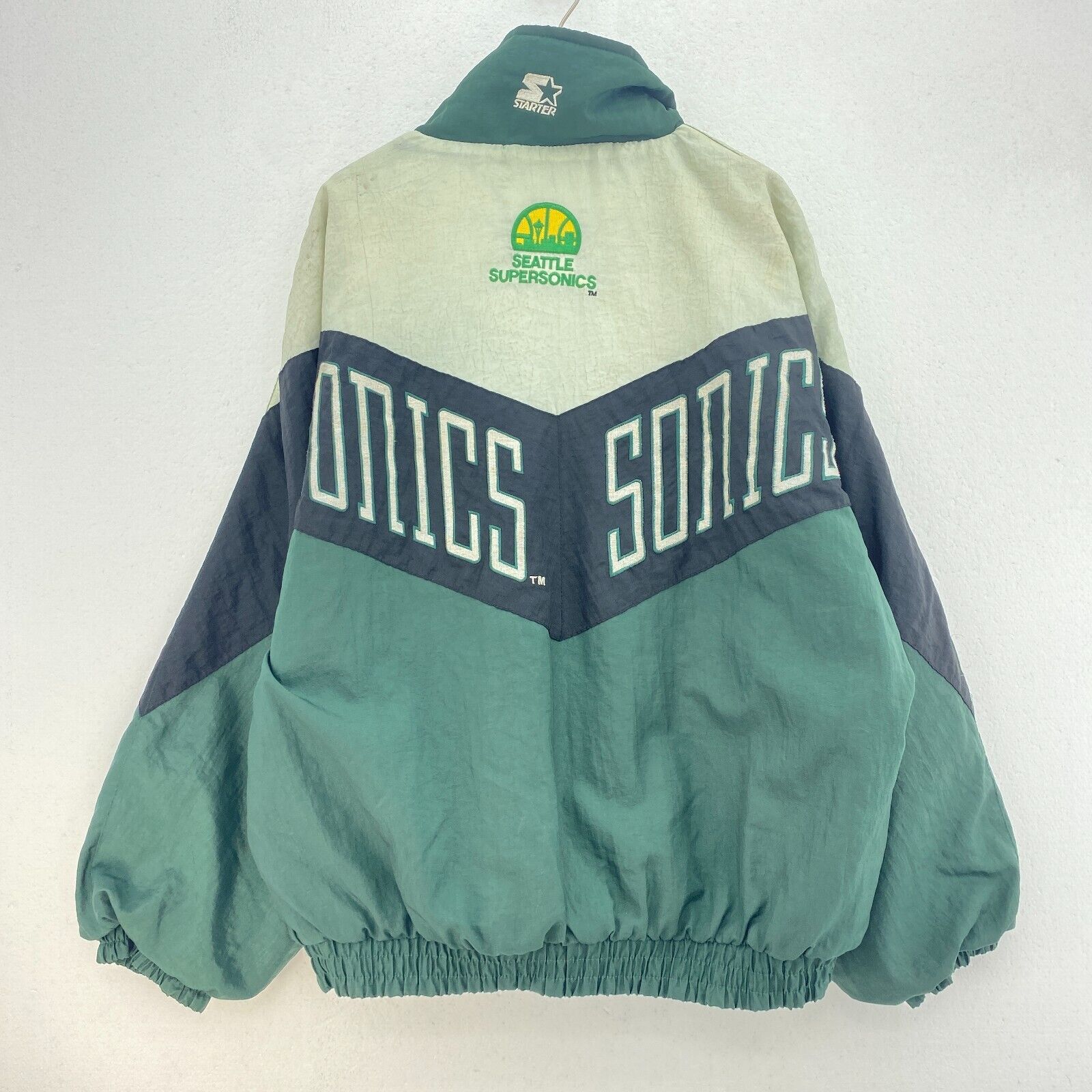 Seattle SuperSonics NBA Basketball Spell Out Full Zip Insulated Jacket Size L