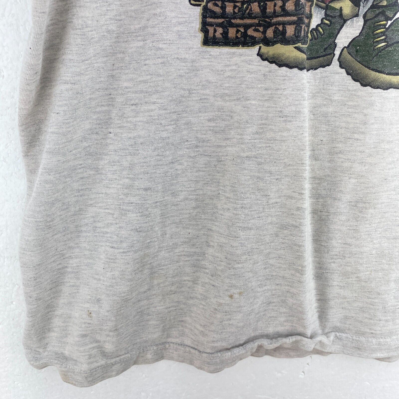 Bugs Bunny Tasmanian Devil Looney Tunes Army Search Rescue Gray T-shirt Size XL