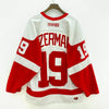 Vintage CCM Steve Yzerman Red Wings NHL V-Neck Long Sleeve White Jersey Size M