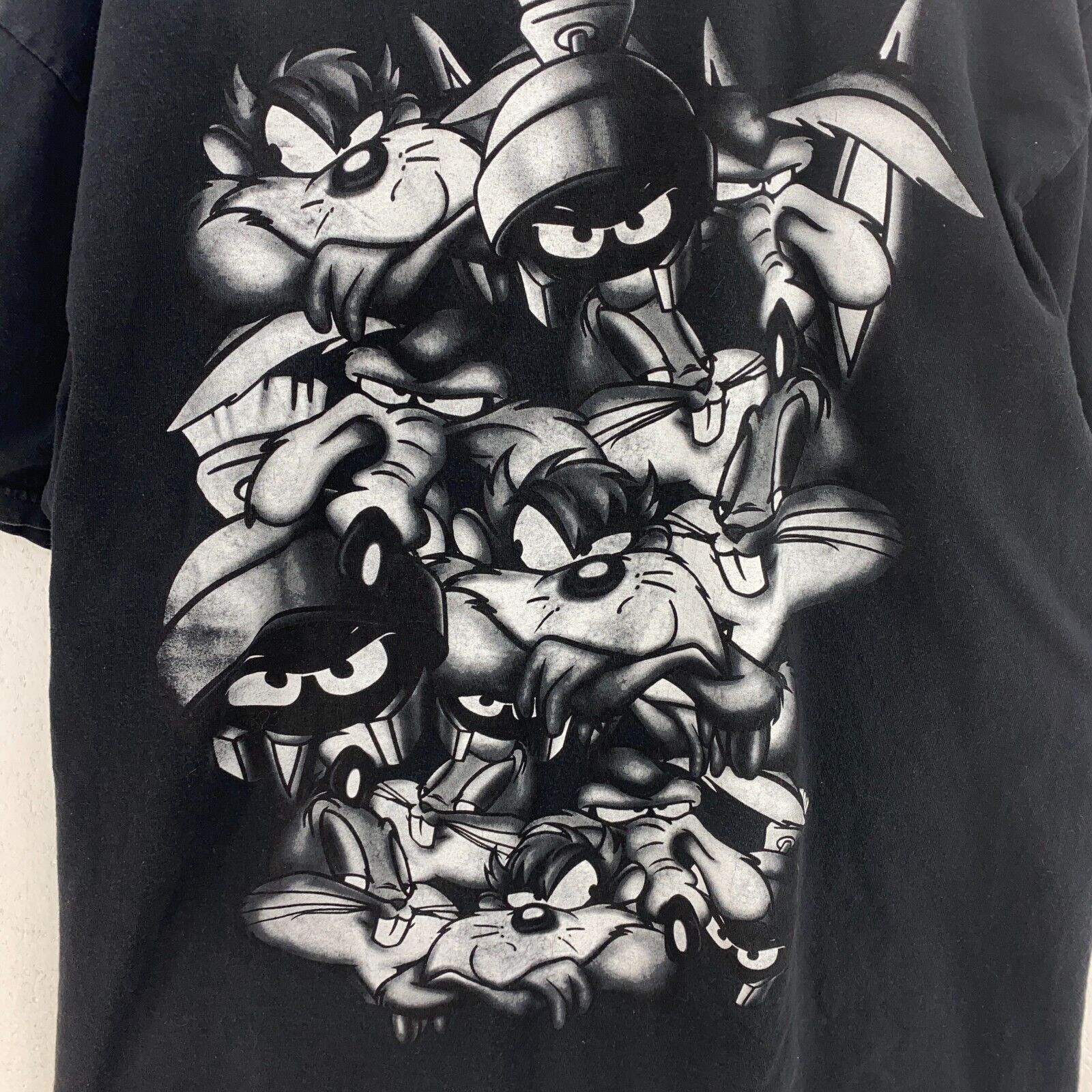 Looney Tunes Bugs Bunny The Tasmanian Devil Black T-shirt Size XL