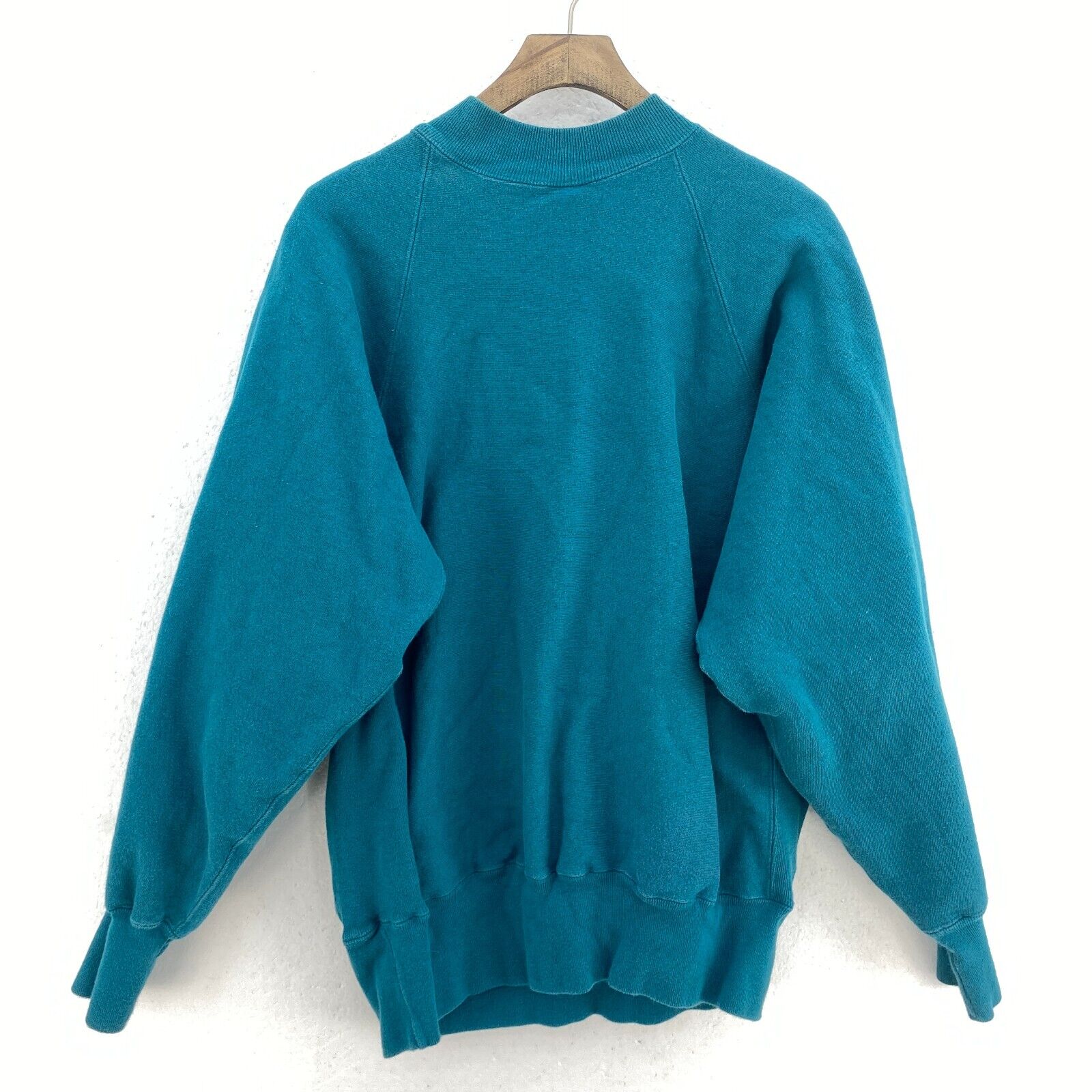 U Mass University of Massachusetts Dartmouth Green High Neck Sweatshirt Size L