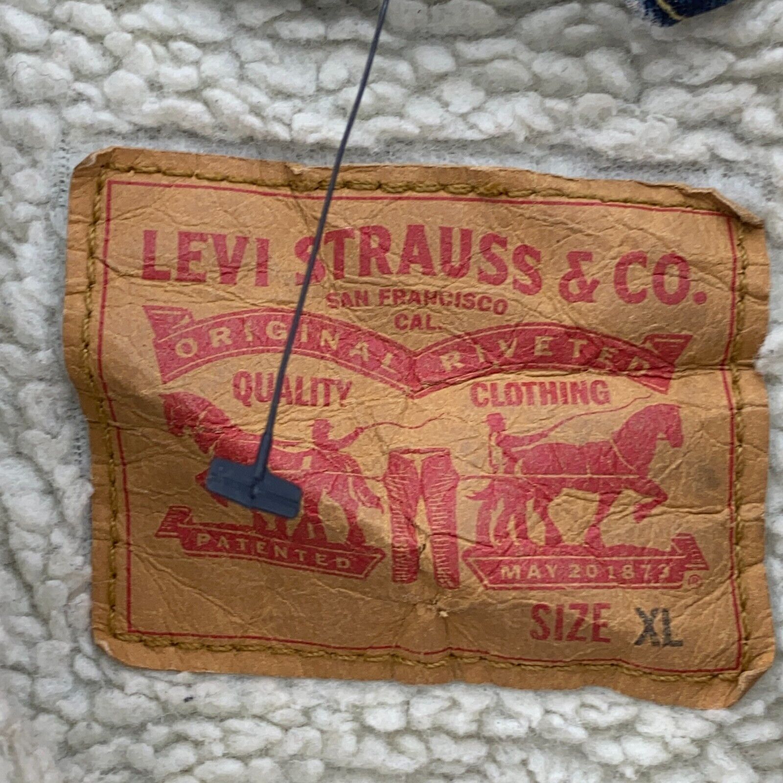 Levi Strauss Sherpa Lined Button Up Medium Wash Blue Denim Jacket Size XL