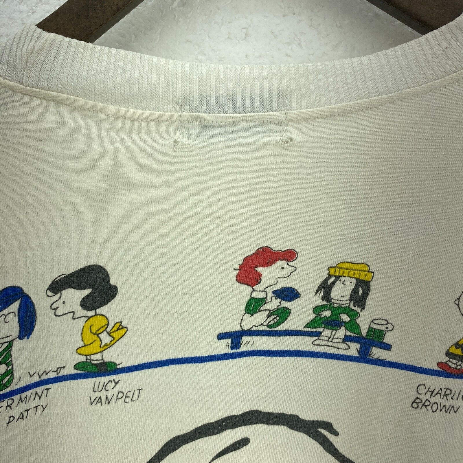 Charlie Brown And The Gang Snoopy Friends White Long Sleeve T-shirt Size L Kids