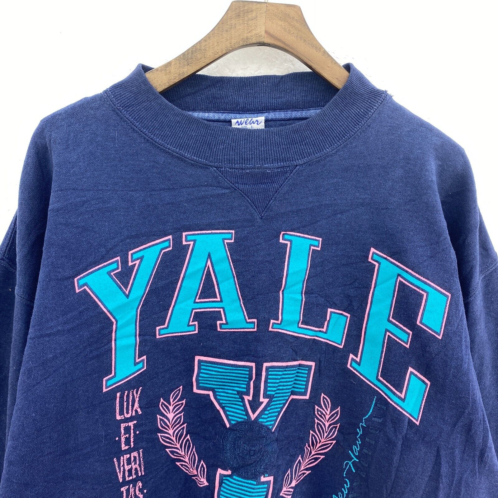 Yale University Logo Navy Blue Crew Neck Sweatshirt Size L