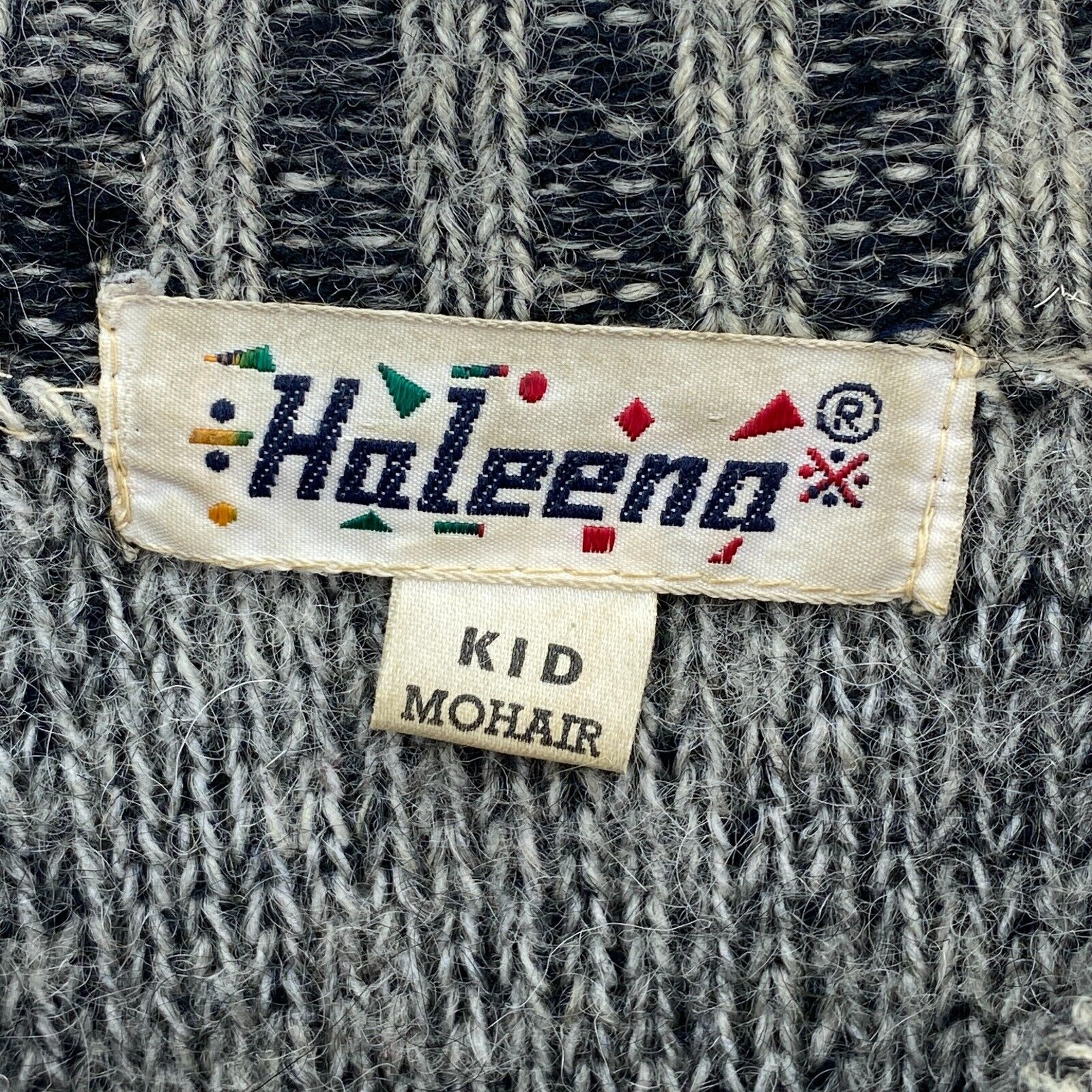 Vintage Mohair Gray Sweater Size M Geometric Pattern Crew Neck