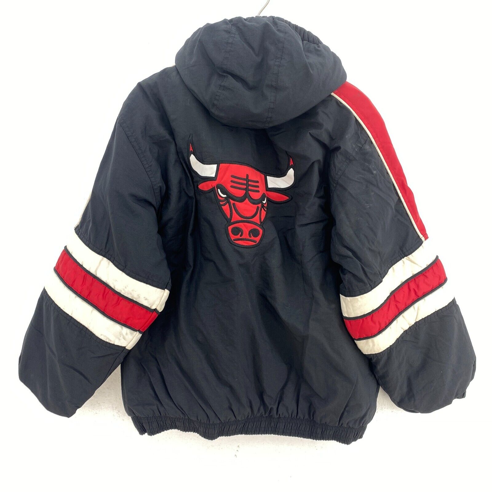Starter Chicago Bulls Logo Embroidered Insulated Hooded Jacket Size L Black NBA