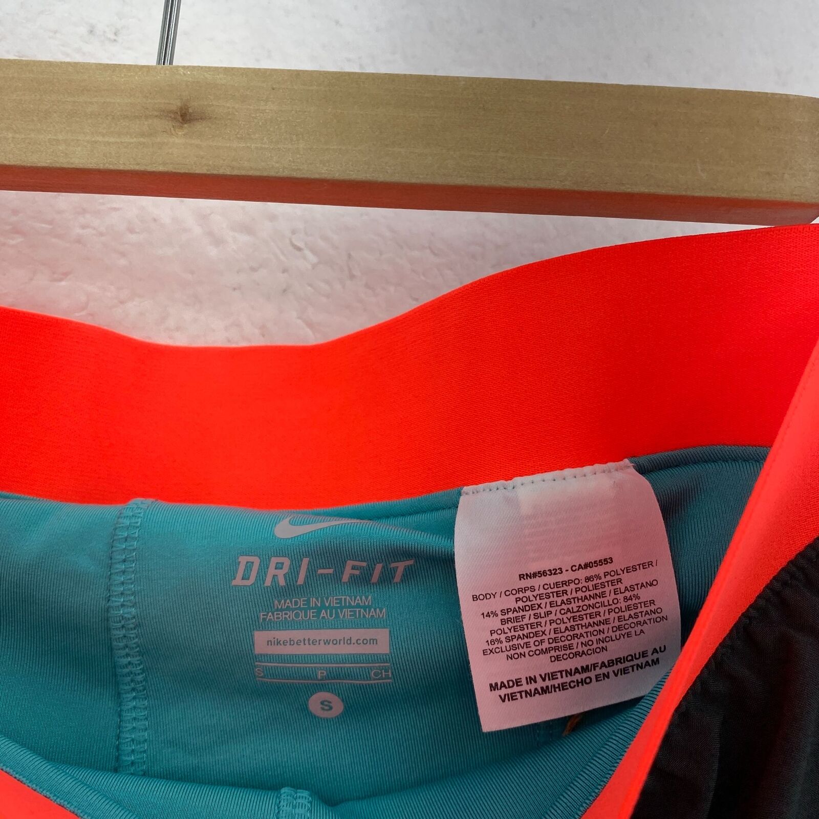 NIKE Neon Detailed Gray Running Shorts