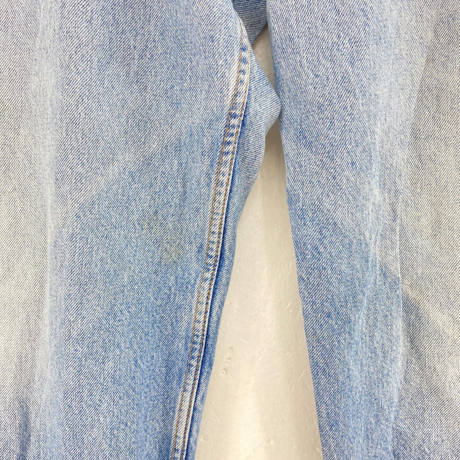 Levi Strauss 550 Orange Tab Light Wash Denim Jeans Size 40 x 32 Relaxed Fit
