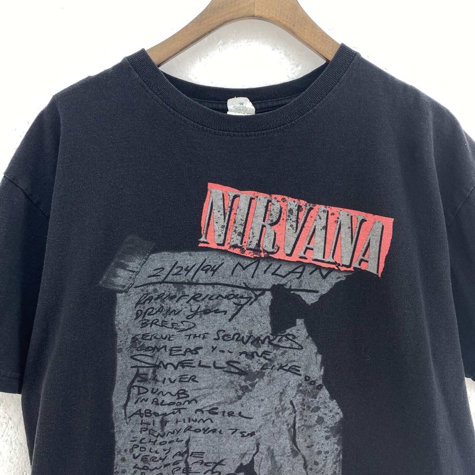 2011 Nirvana Rock Band Black T-shirt Size L Tee Crew Neck