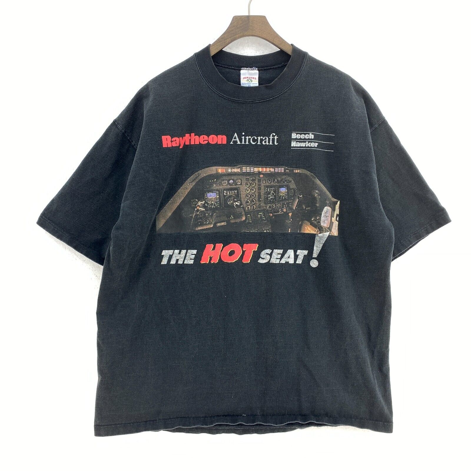 Vintage Aircraft Art Graphic The Hot Seat Graphic T-shirt Sie XL Black