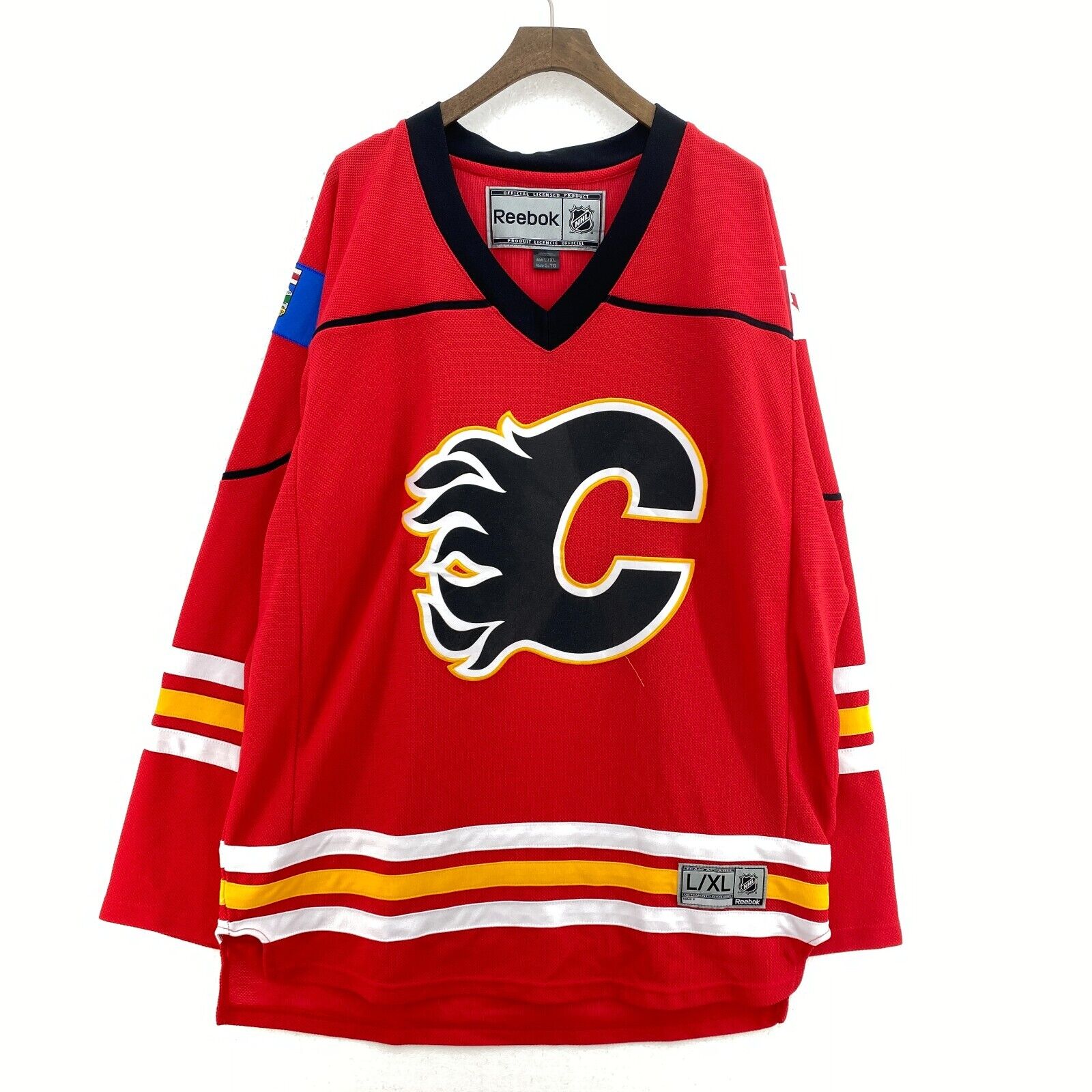 Vintage Reebok Calgary Flames NHL Ice Hockey Red Jersey V-Neck Size L