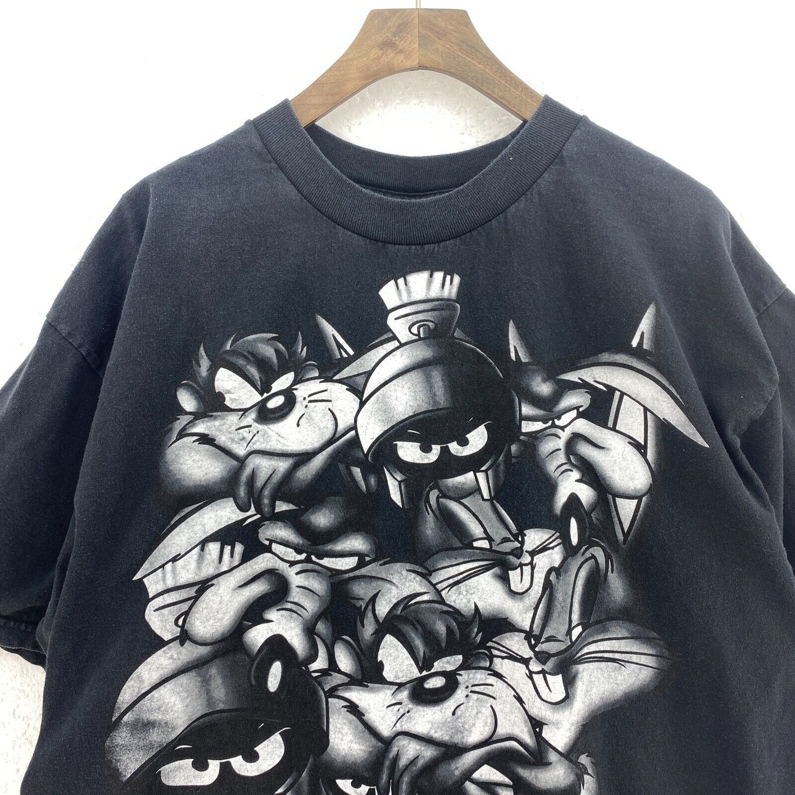 Looney Tunes Bugs Bunny The Tasmanian Devil Black T-shirt Size XL