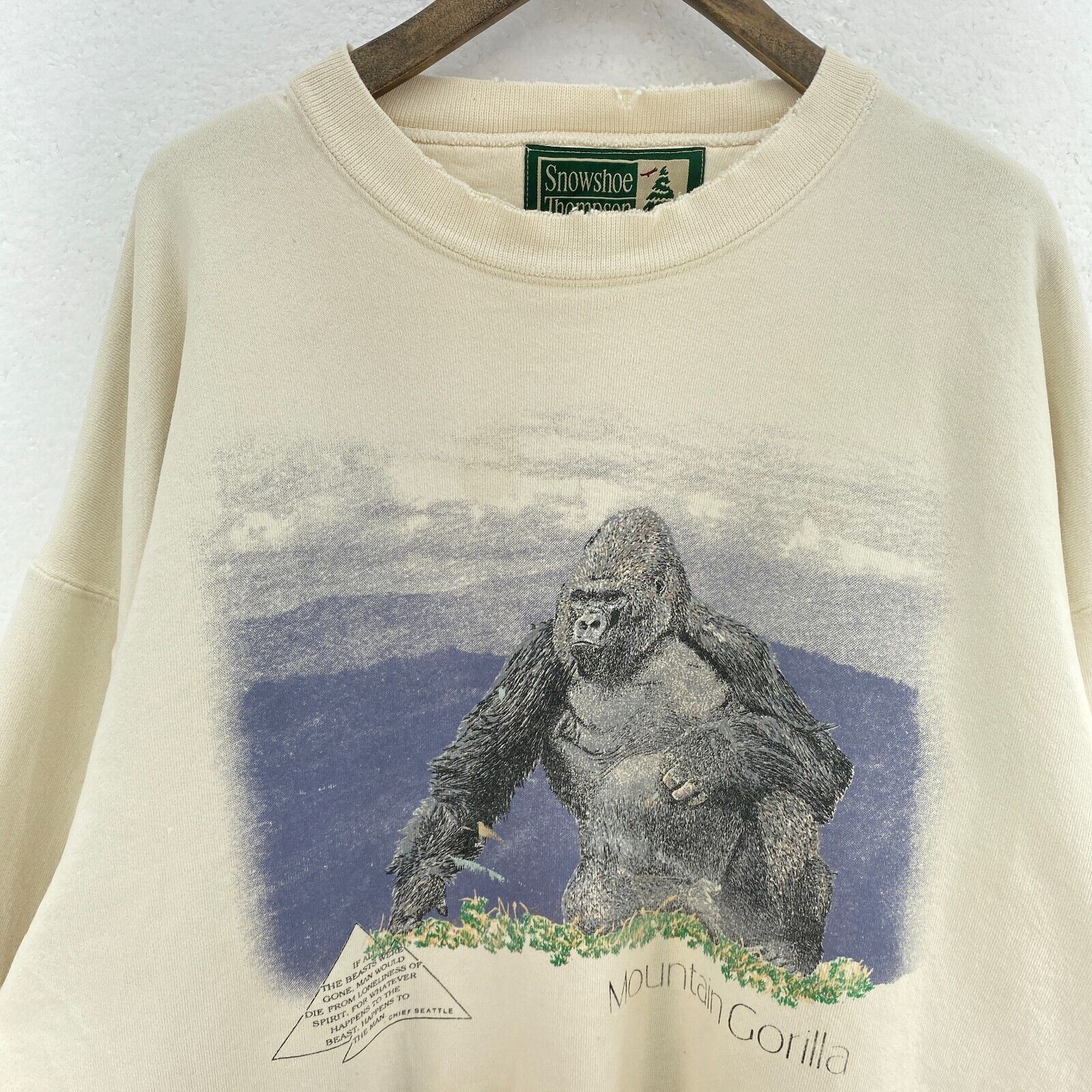 Snowshoe Thompson Brand Mountain Gorilla White Sweatshirt Size XXL Crewneck