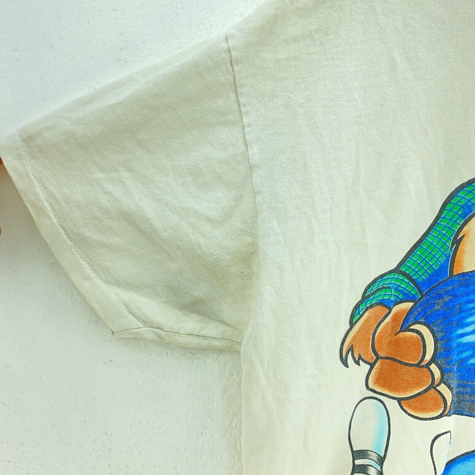 Tasmanian Devil Bowling 1995 Front and Back Print T-shirt Size L White