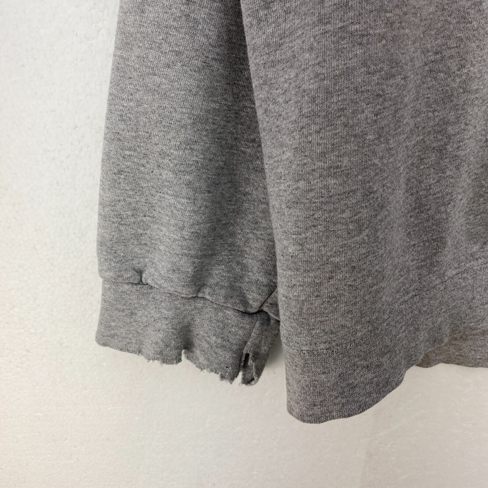 Nike Swoosh Embroidered Sweatshirt Size XL Gray Crewneck