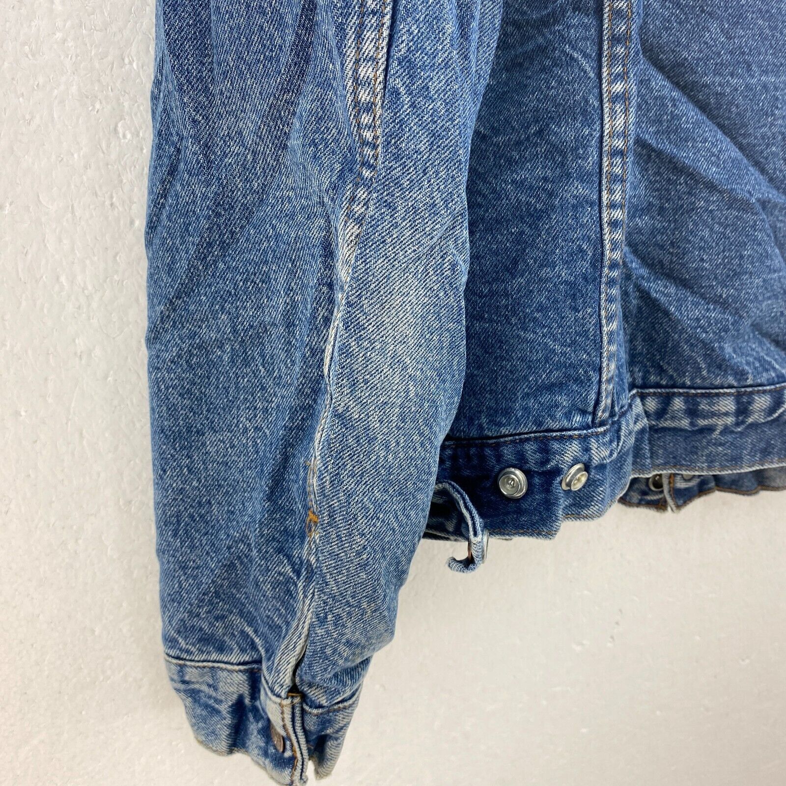 Levi Strauss Sherpa Lined Button Up Medium Wash Blue Denim Jacket Size 38
