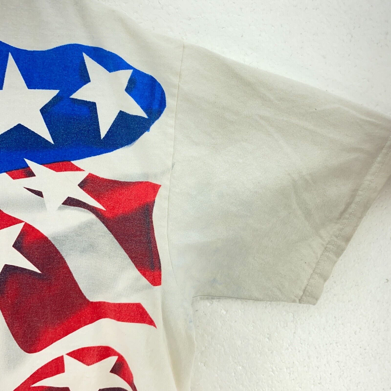 Vintage Liquid Blue 1995 American Flag Stars Stripes White Red T-shirt Size L