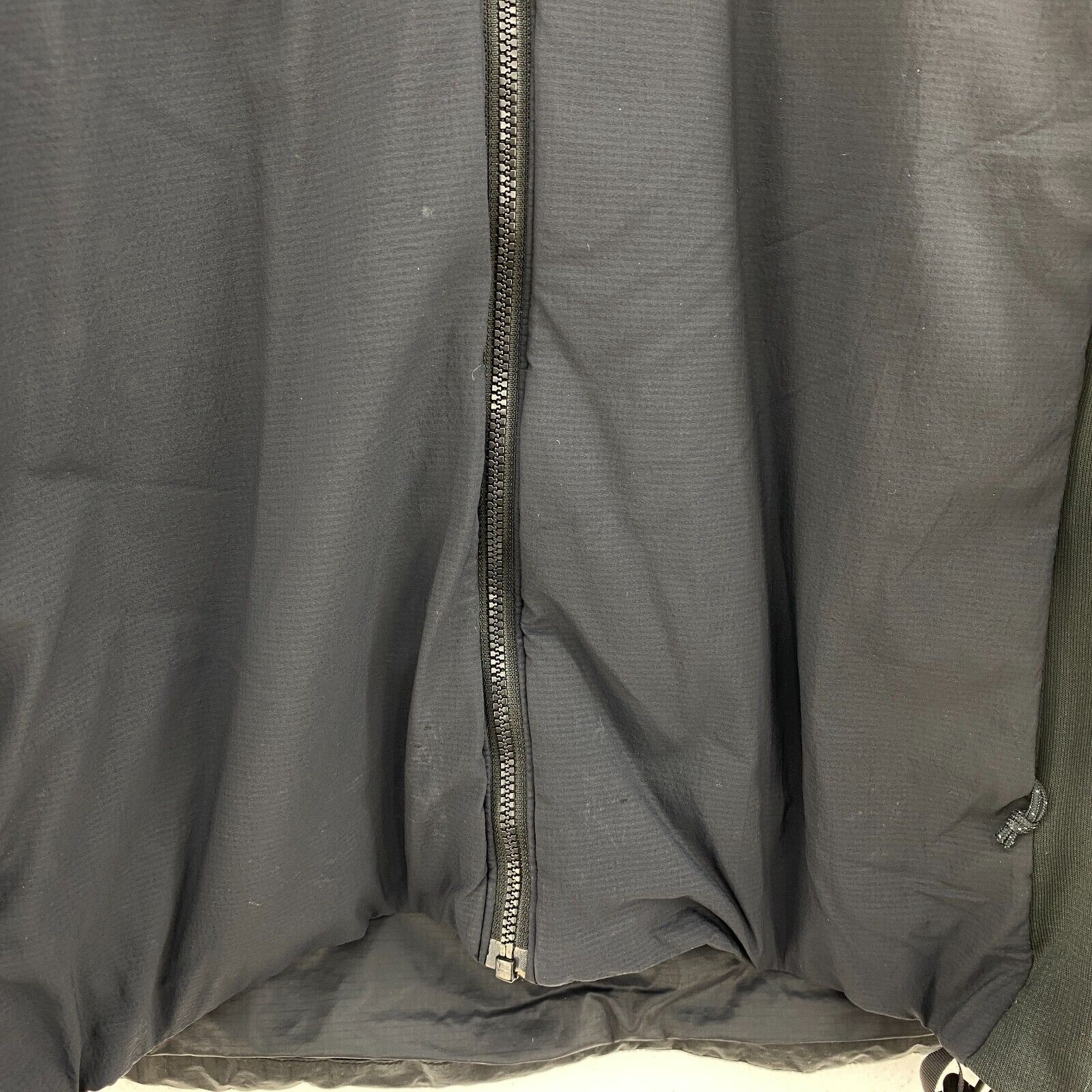 Arc'teryx Atom Hooded Full Zip Women's Black Jacket Size XL