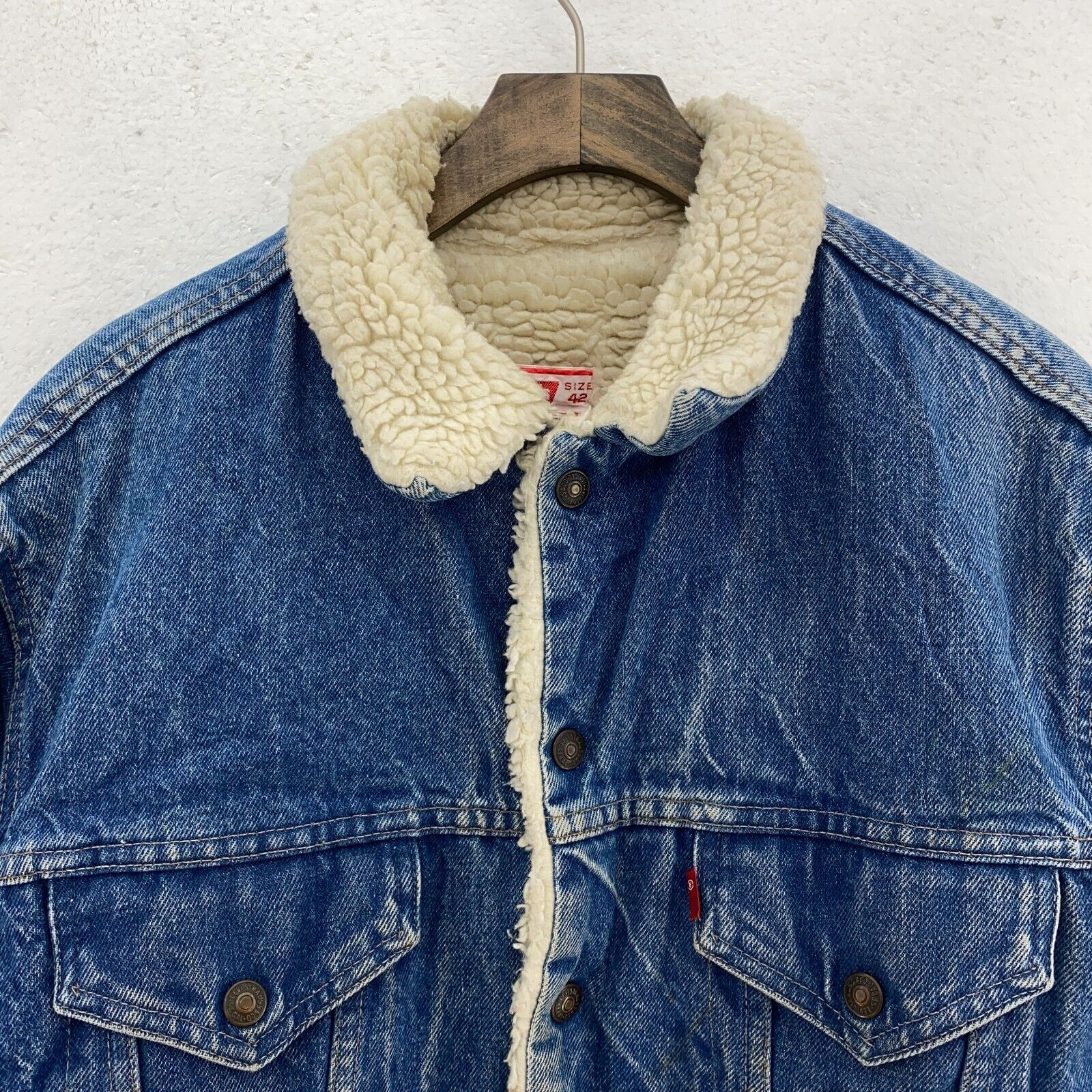 Levi's Sherpa Denim Jacket Size 42 Blue Medium Wash Snap Up