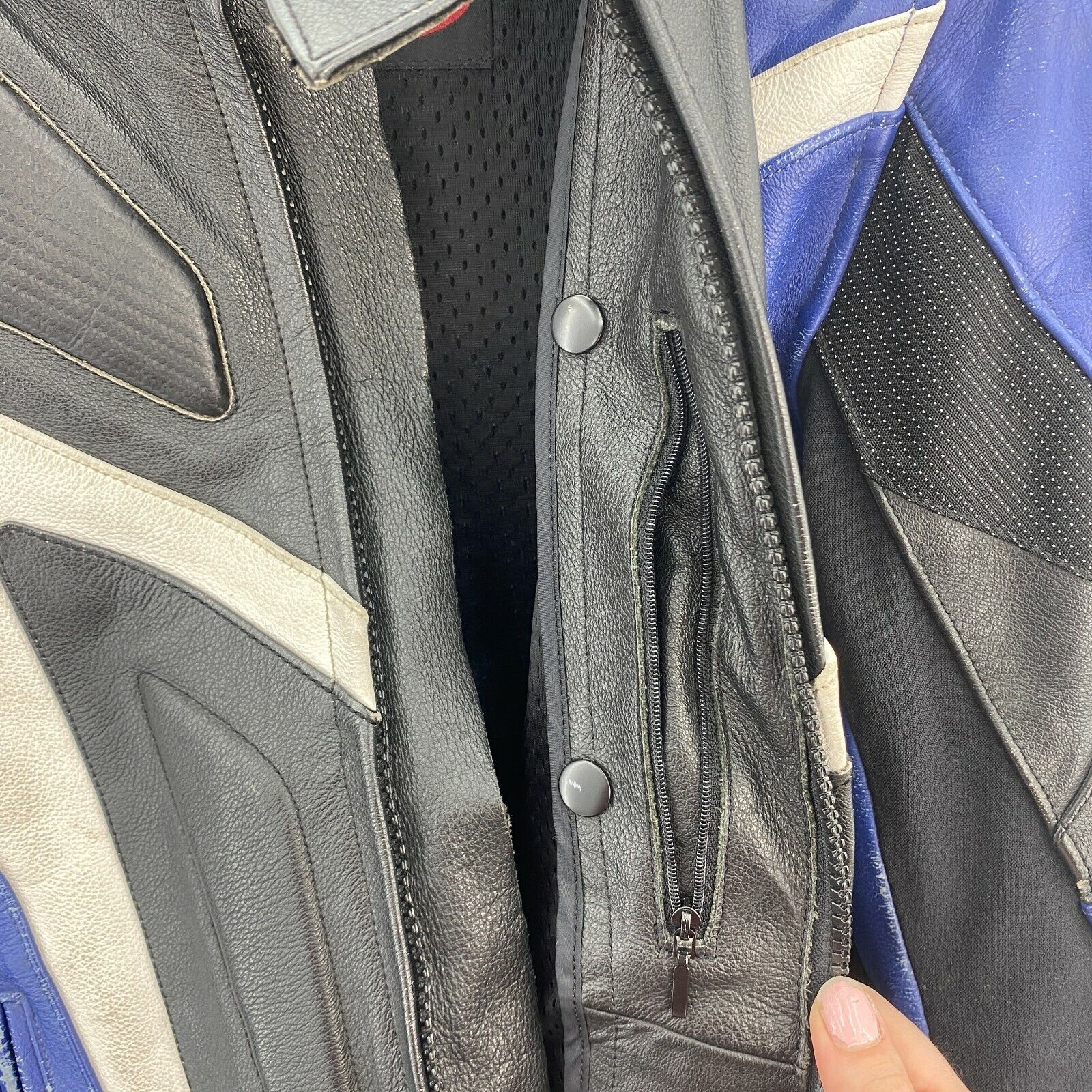 HJC Apparel Black Blue Leather Biker Jacket Size 48 Armoured Elbow & Shoulder