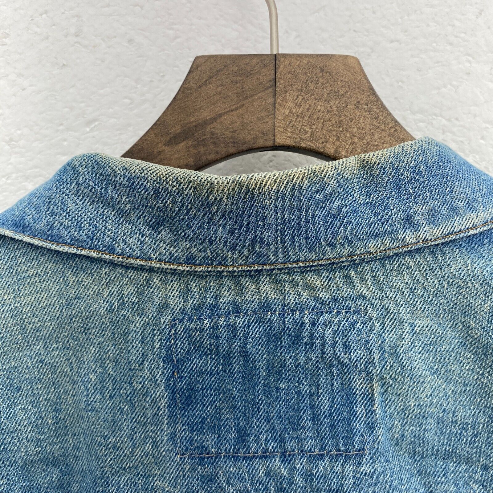 Levi Strauss Button Up Medium Wash Blue Denim Jacket Size 44 Regular