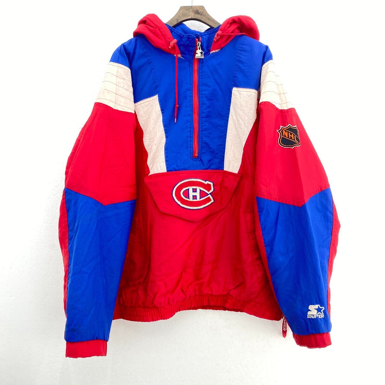 The Montreal Canadiens NHL Starter Quarter Zip Insulated Red Jacket Size L